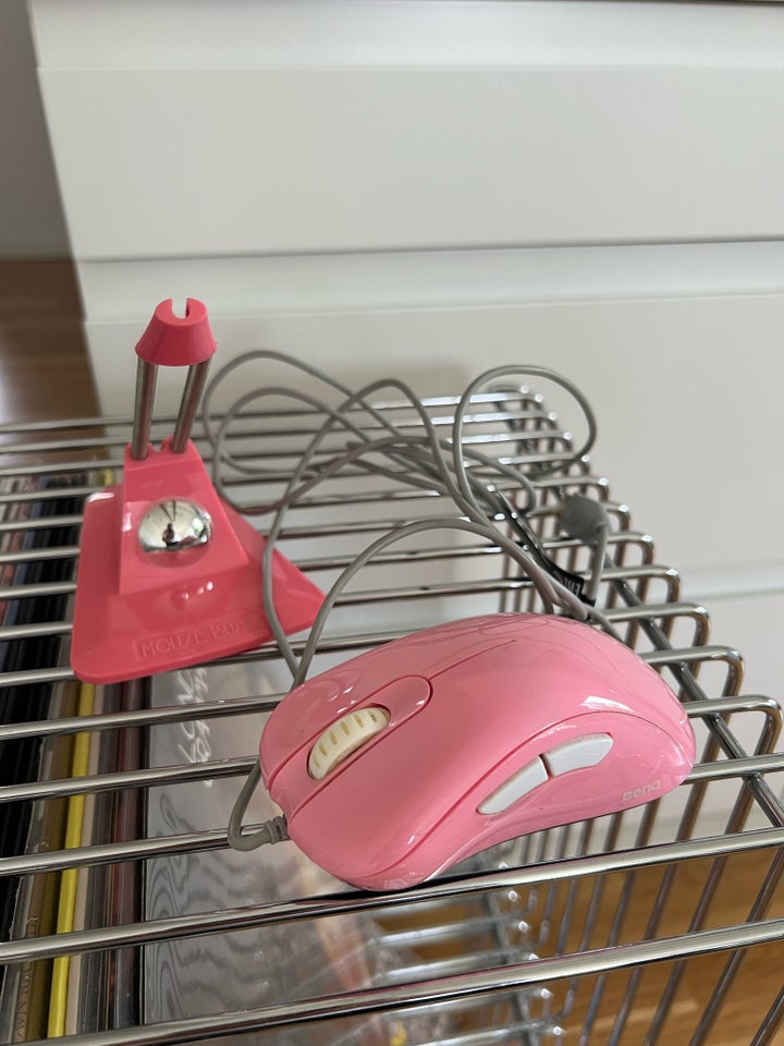 Mus Zowie Divina (Pink edition)