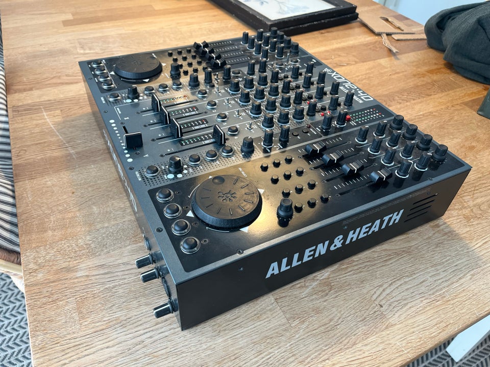 Allen  Heath Xone 4D Allen  Heath