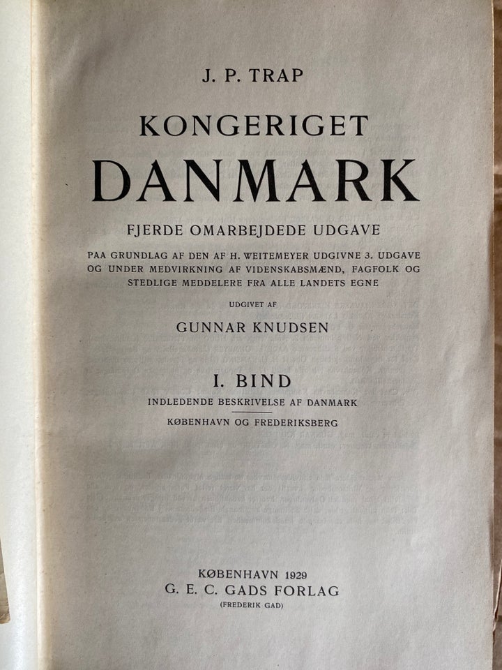 Trap Danmark, emne: historie og