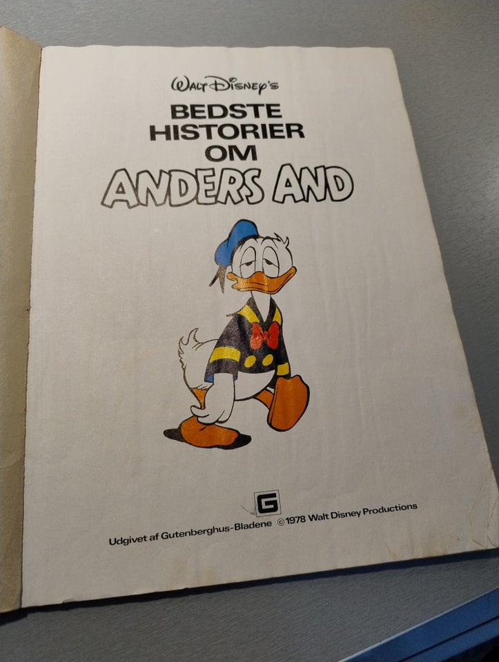 Gammelt Anders And blad,