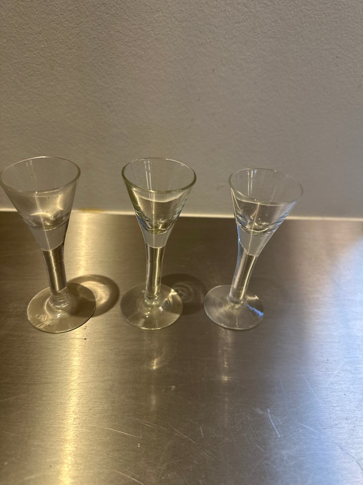 Glas, Snapseglas, Ukendt