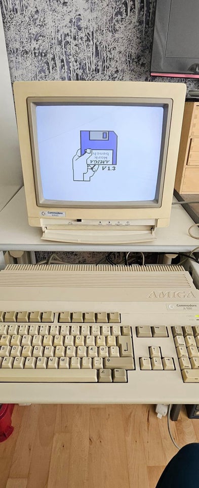 Amiga 500/600 med tilbehør,