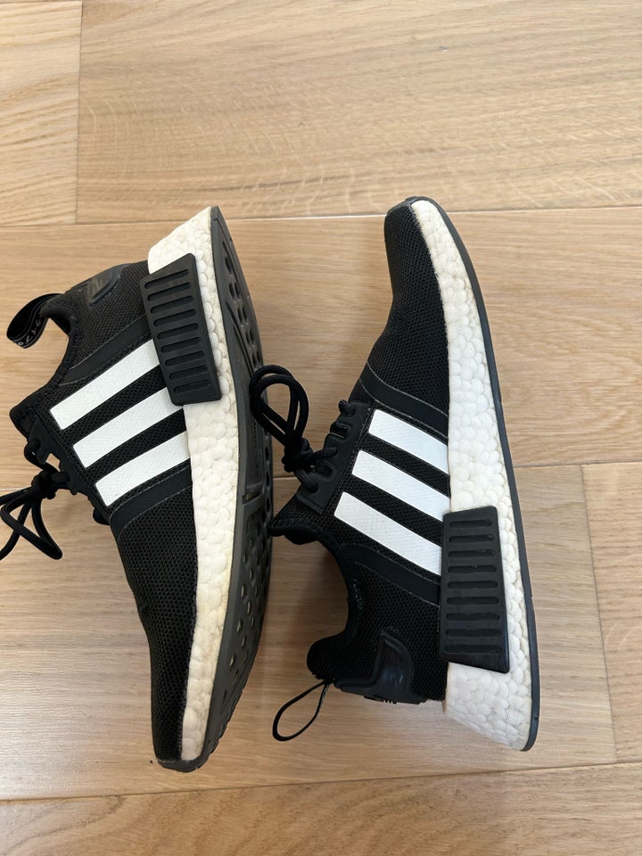 Sneakers, str. 37,5, Adidas