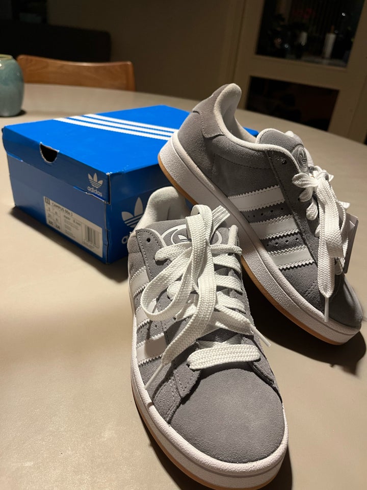 Sneakers, str. 37,5, Adidas Campus