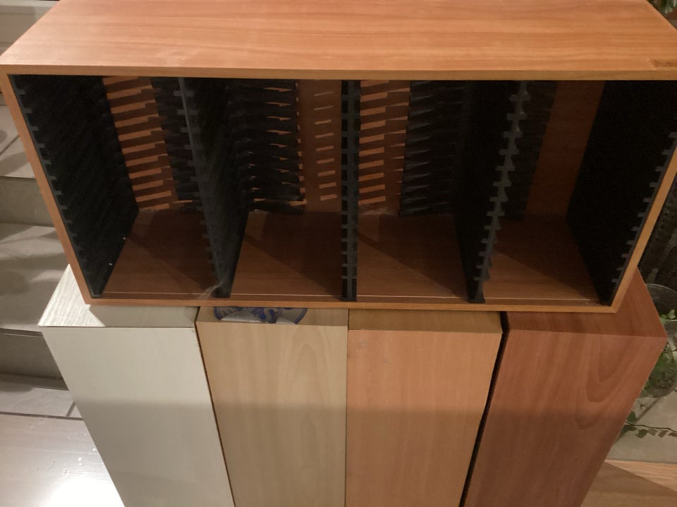 Cd-holder, Andet