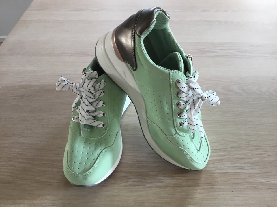 Sneakers, str. 37,5, Ukendt