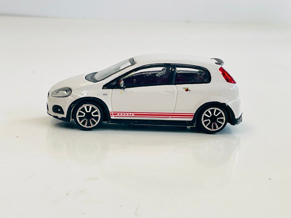 Modelbil, Bburago Fiat Abarth