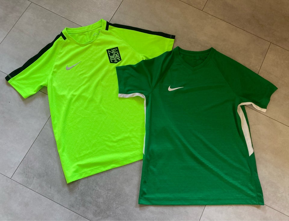 Sportstøj, T-shirts, Nike