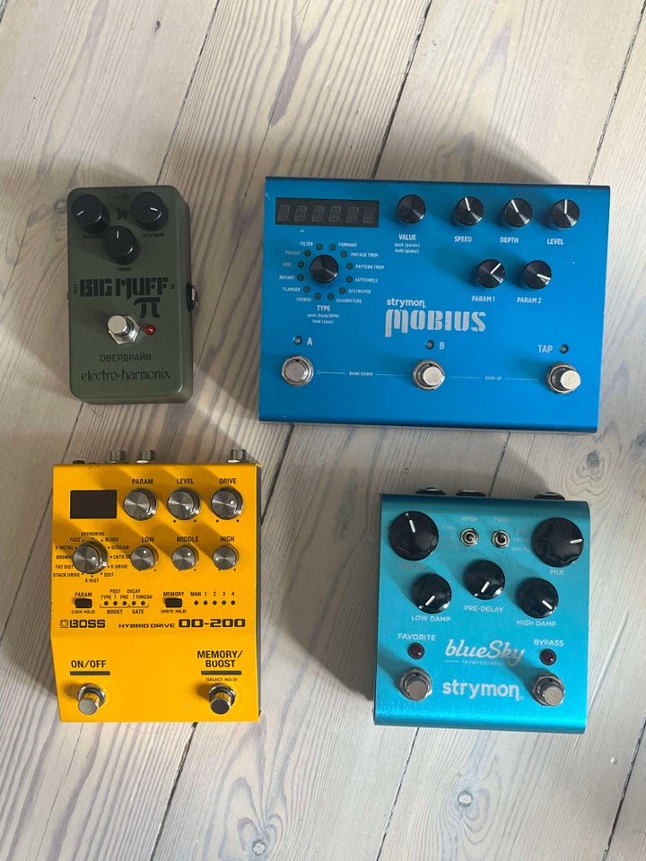 Strymon Blue Sky Mobius Boss