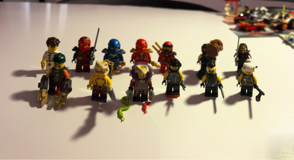 Lego Ninjago, Minifigurer