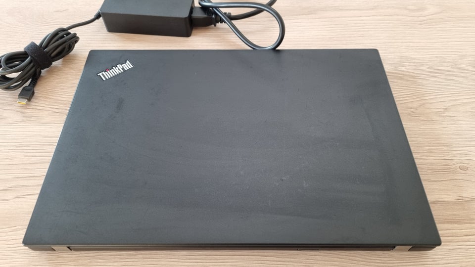 Lenovo ThinkPad T14s G1 42 GHz 8