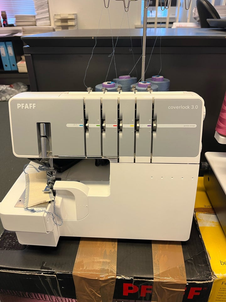 Overlocker, Pfaff coverlock 3.0