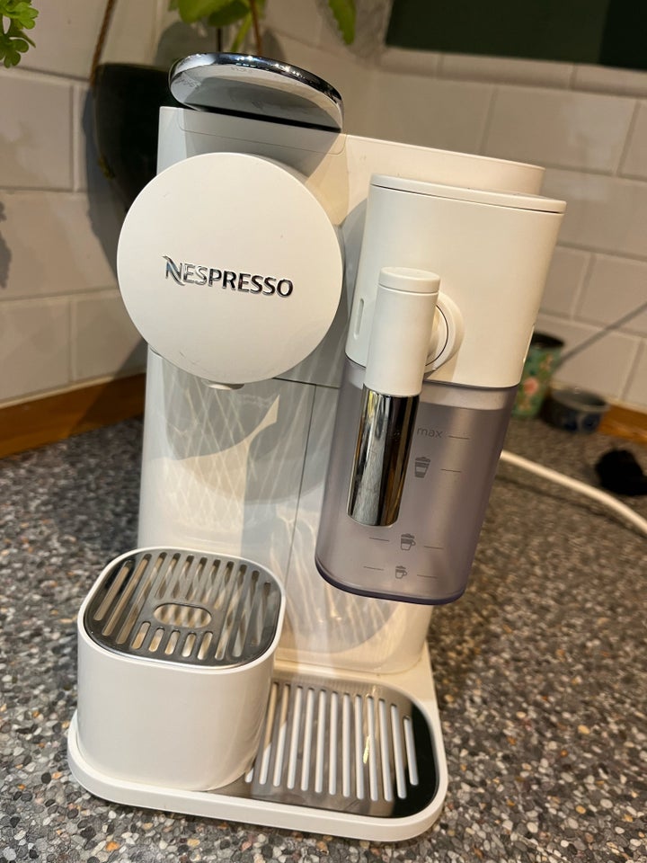 Nespresso maskine, DeLonghi