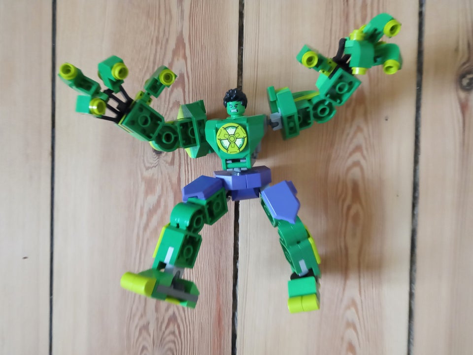 Lego Super heroes, Hulk + robot -