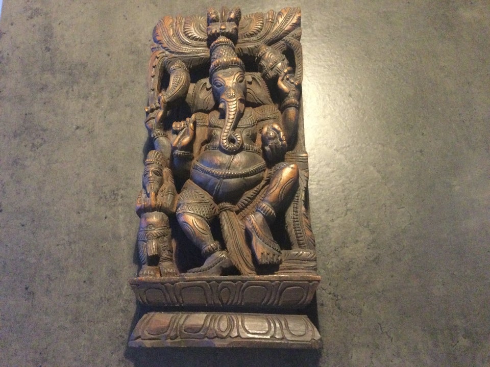 Træ relief, motiv: Ganesha