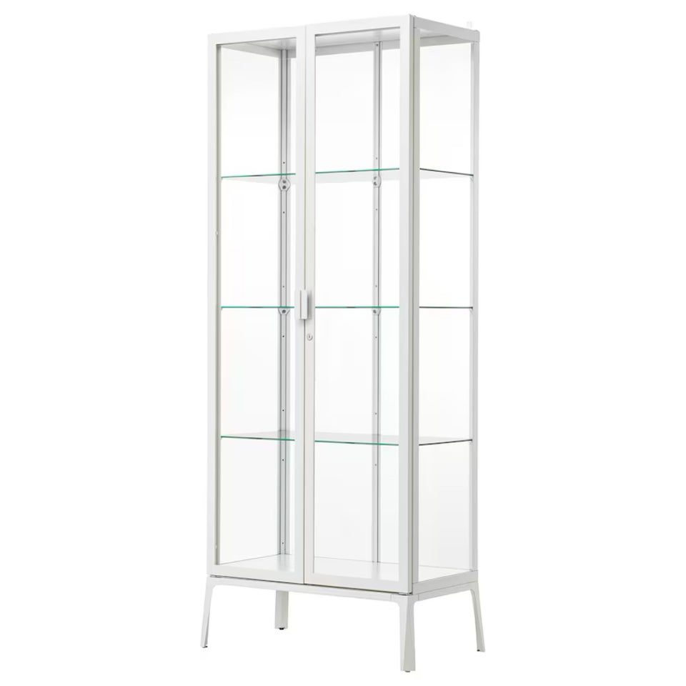 Vitrineskab Ikea b: 73 d: 42 h: 175