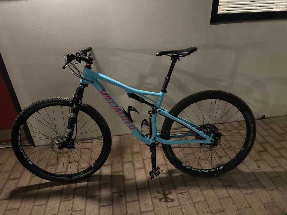 Specialized Epic Comp 29 - Full