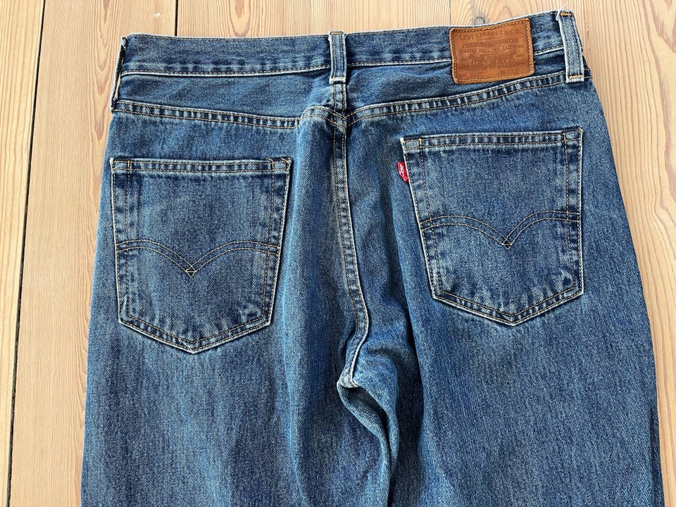 Bukser, Levi Strauss, str. 32