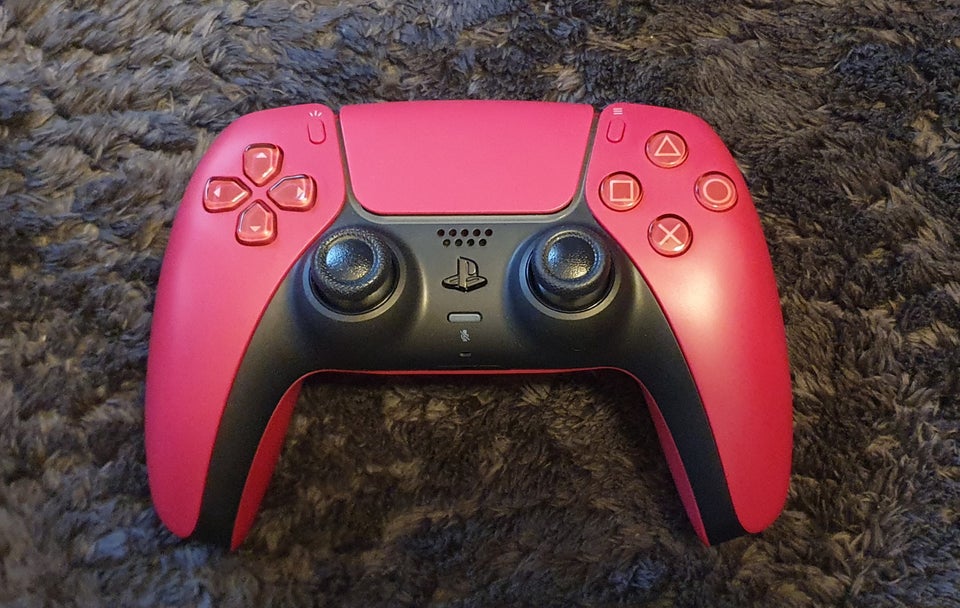 Playstation 5, Rød Controller,