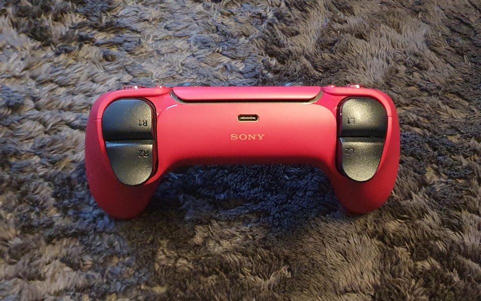 Playstation 5, Rød Controller,