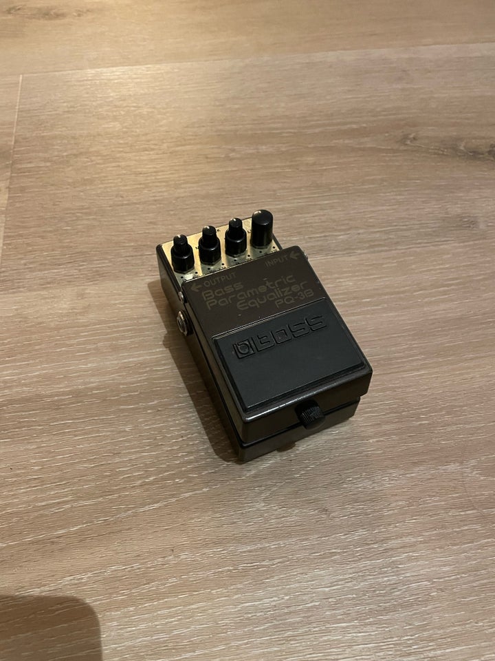 EQ pedal, Boss PQ-3B