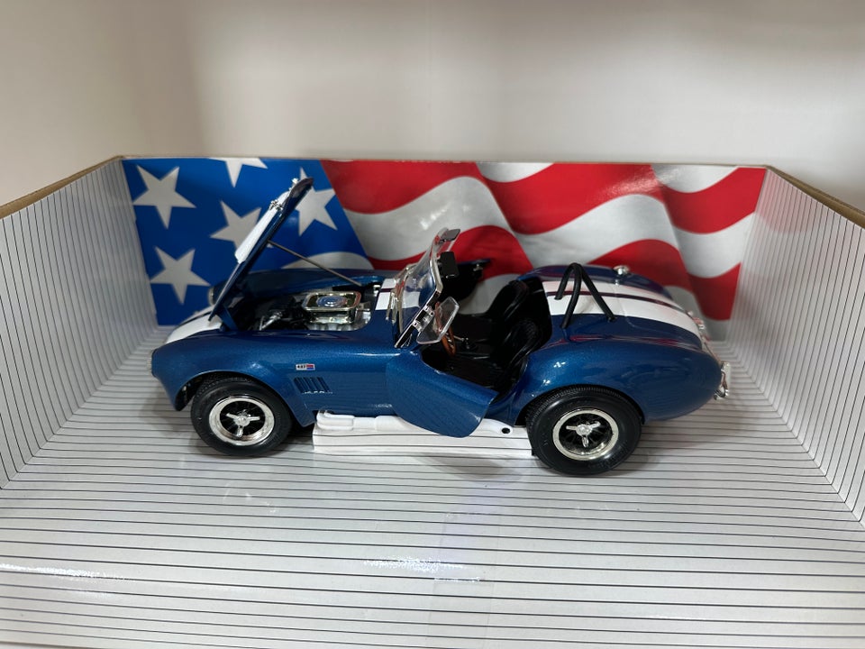 Modelbil, Ertl Shelby Cobra 427 s/c