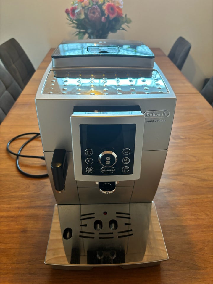 Espresso / cappuccino DeLonghi