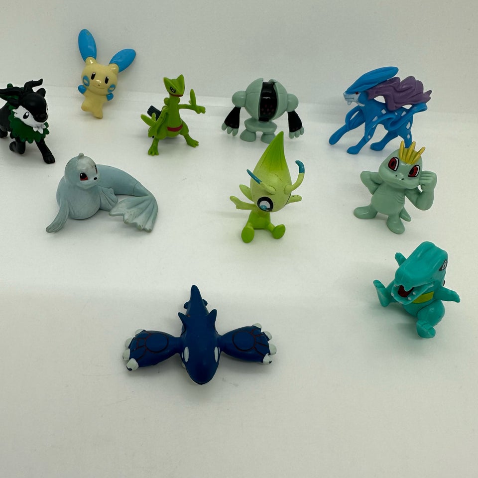 Samlekort 10 stk pokemonfigurer