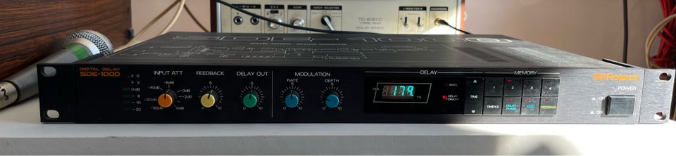 Delay , Roland SDE-1000