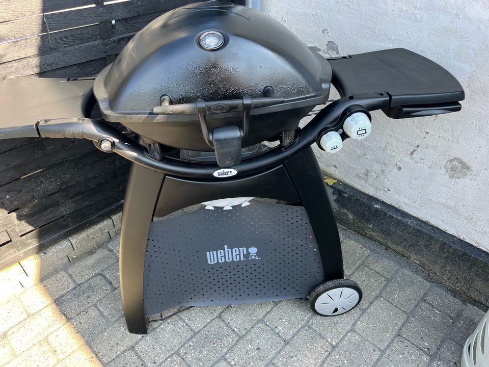 Gasgrill Weber q3200