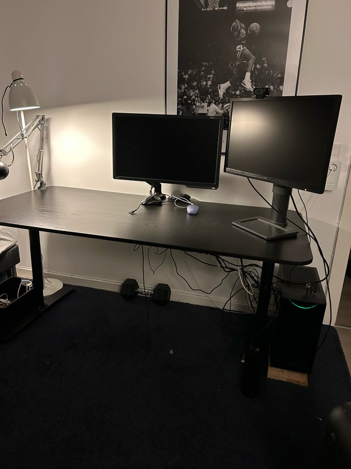 Skrivebord, IKEA BEKANT, b: 160 d: