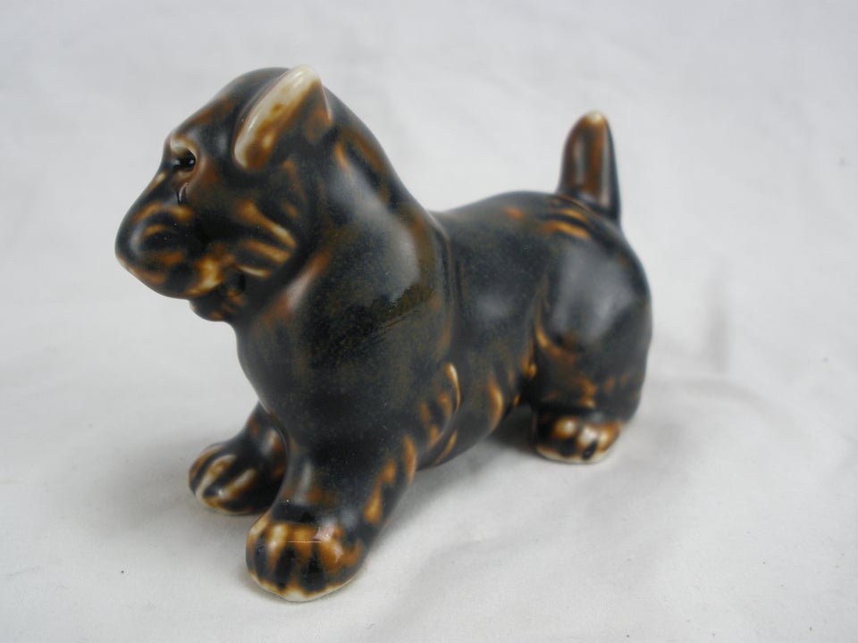 Knud Kyhn Stentøj Hundefigur