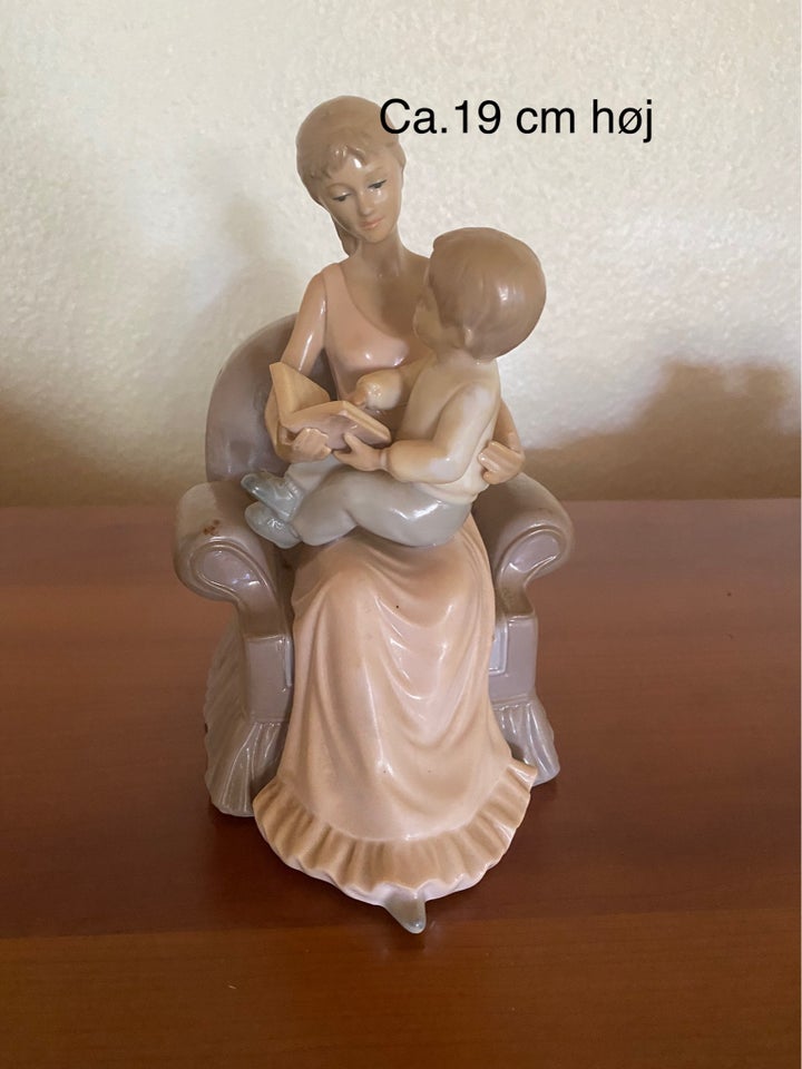 Mor med barn figur Amalfi
