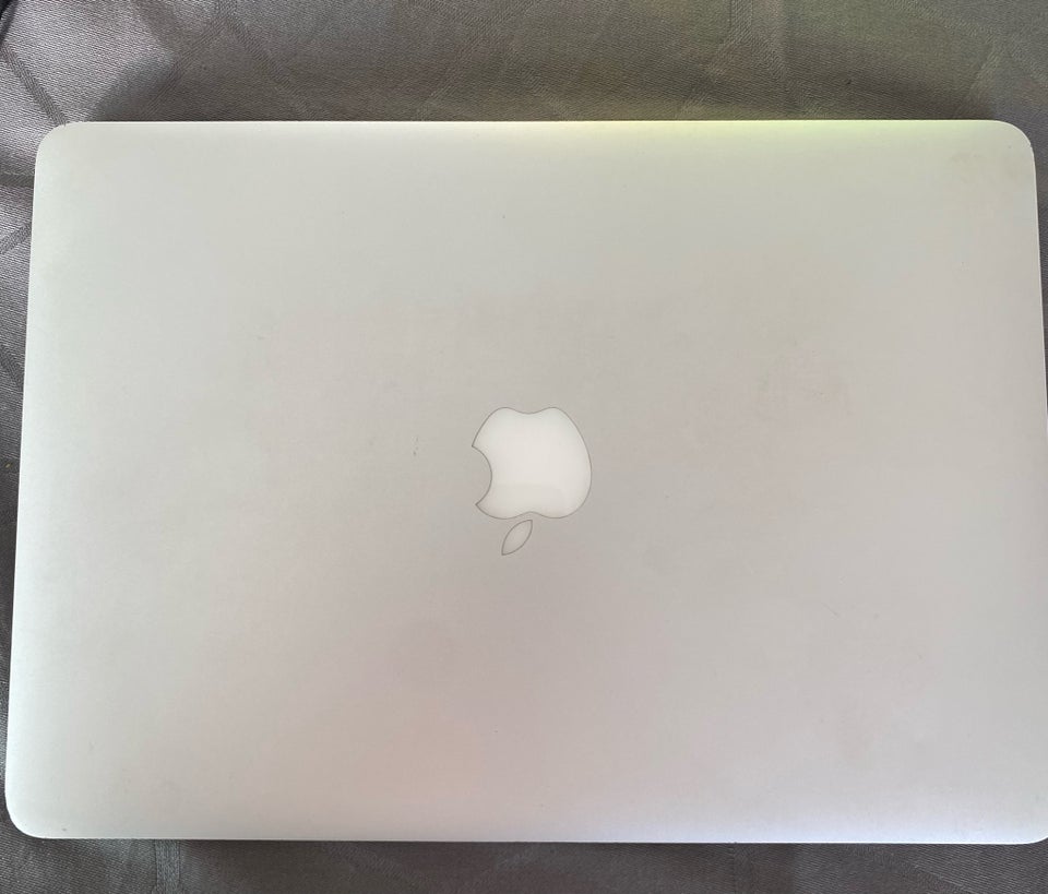 MacBook Air, 1,4 GHz, 4 GB ram