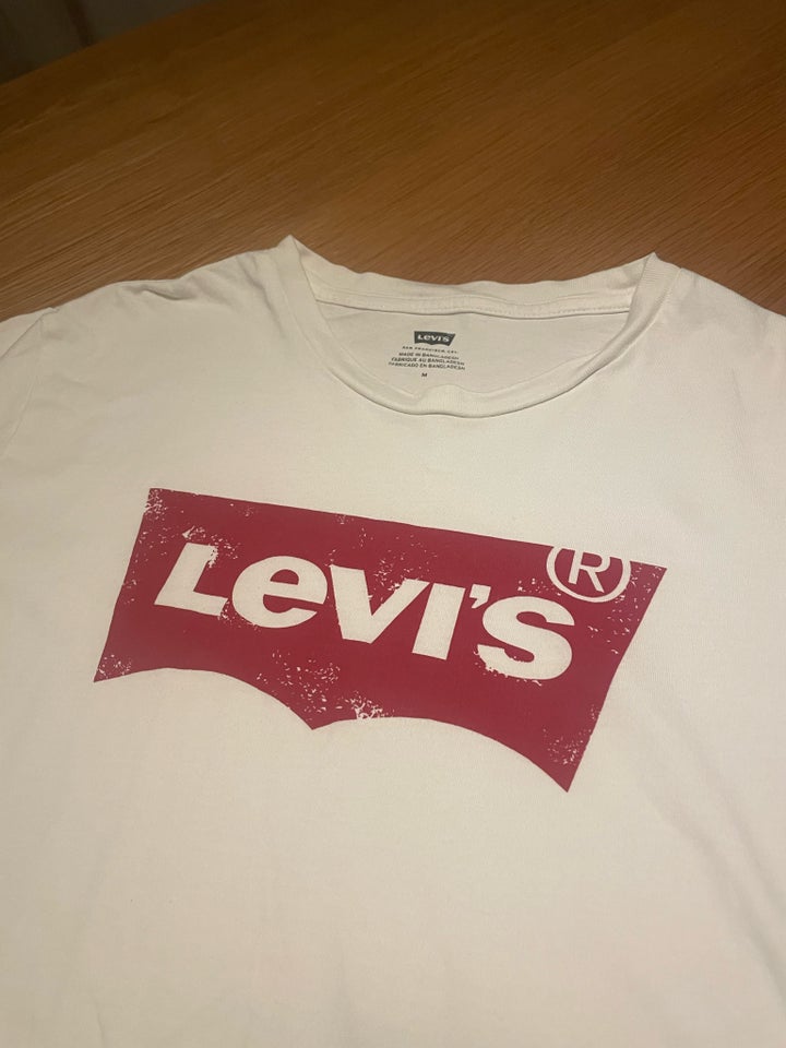 T-shirt, Levis , str. M