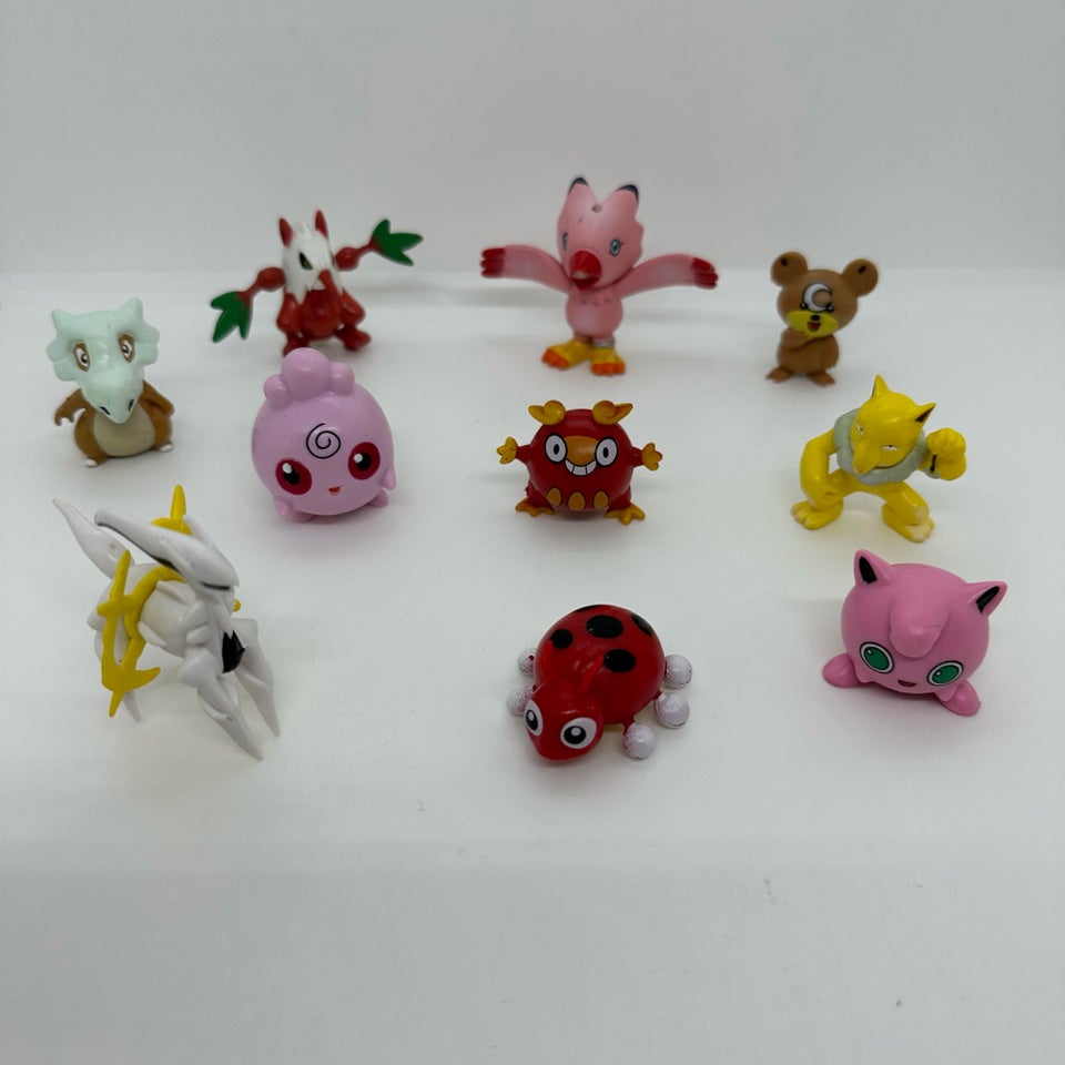 Samlekort, 10 stk pokemonfigurer