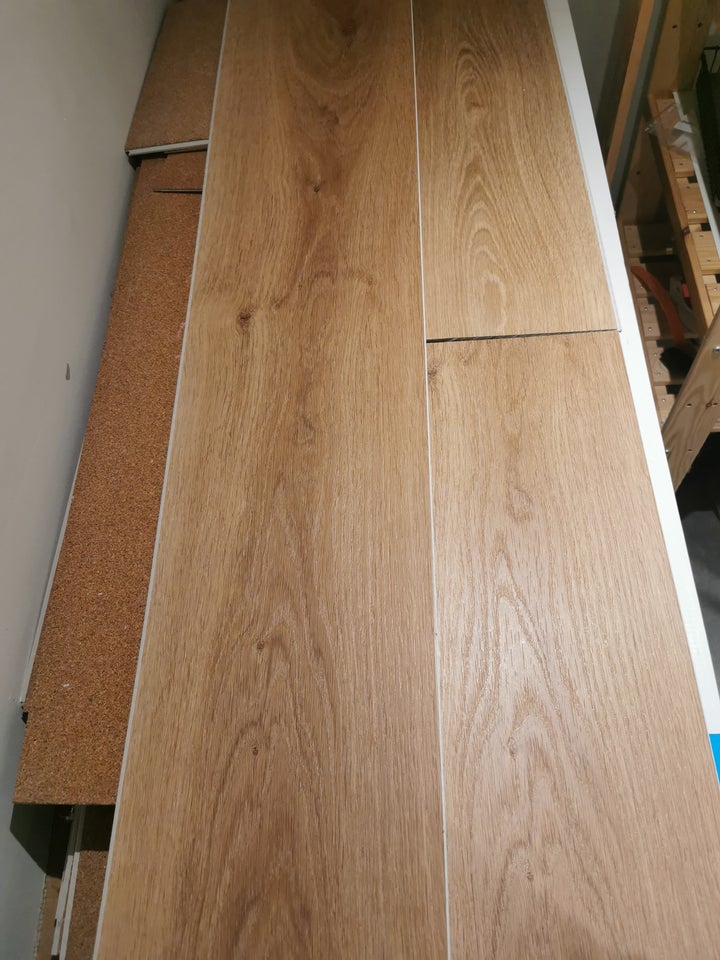 Lvt klik vinyl med Kork, lys eg, Lvt