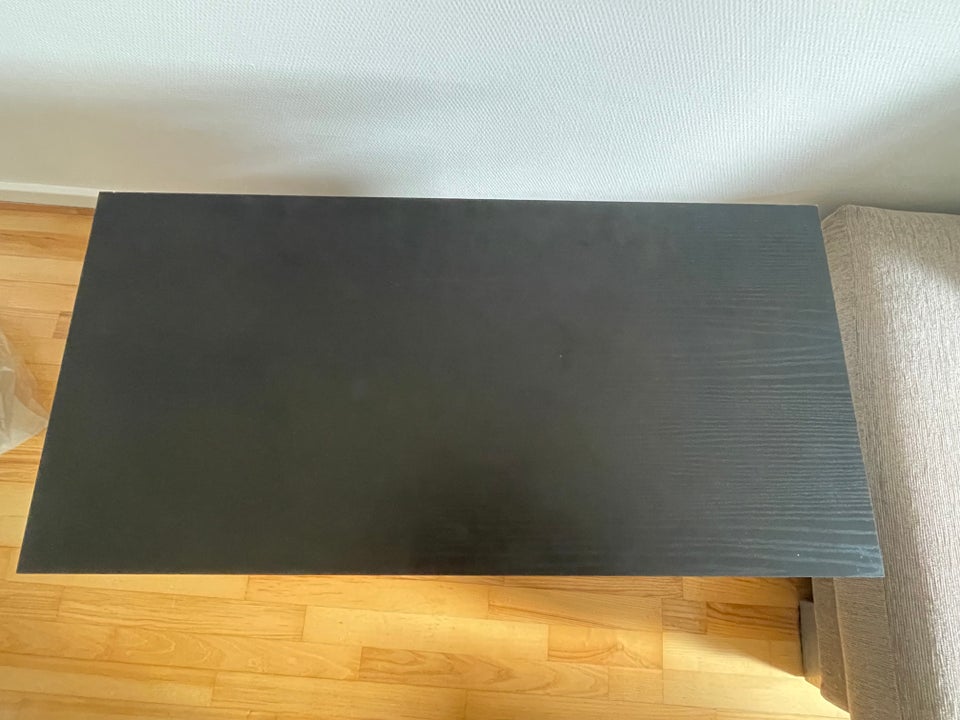 Tv bord, b: 40 l: 82 h: 60