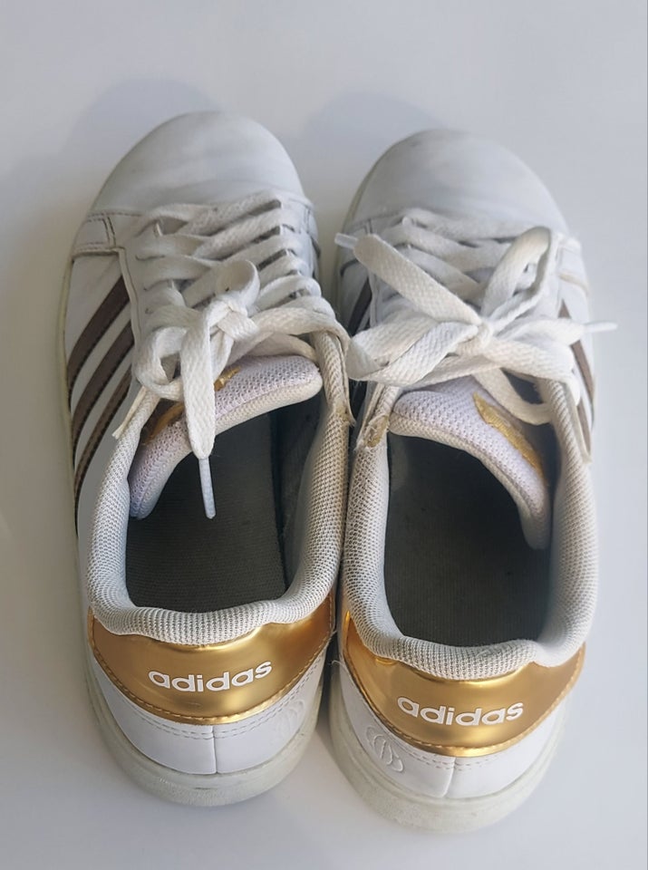 Sneakers, Adidas, str. 39