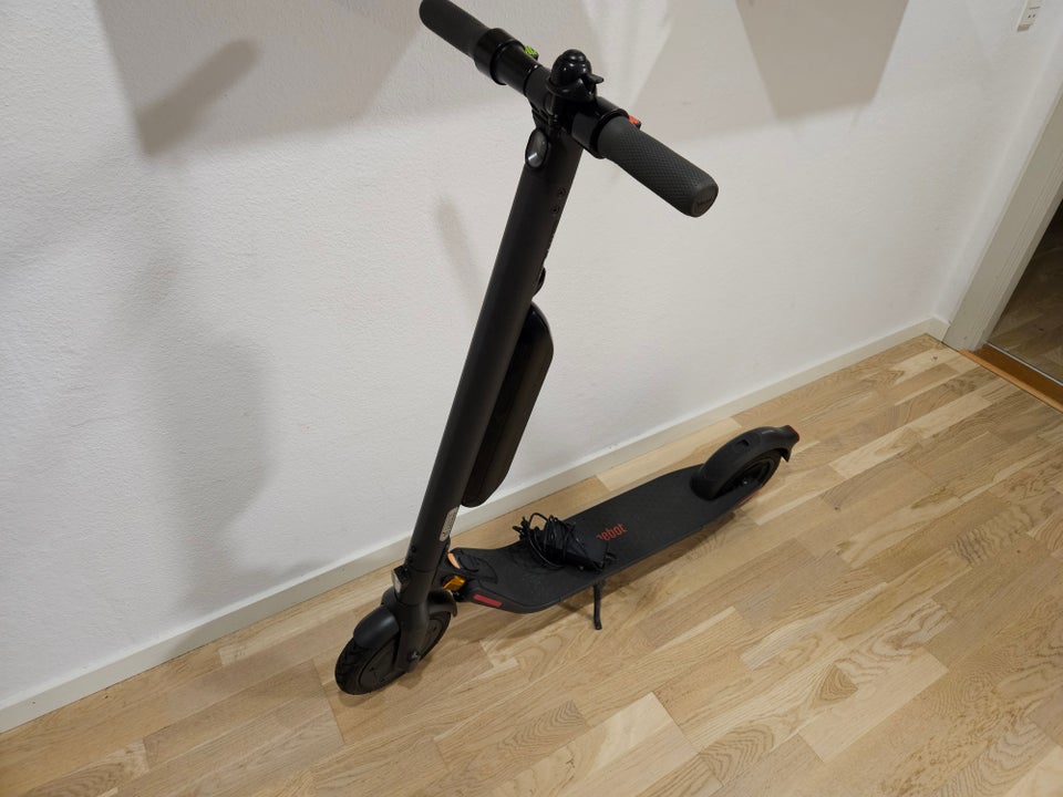 El-løbehjul, Segway Kickscooter