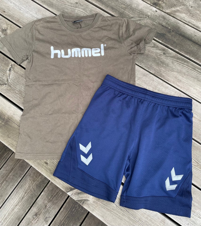 T-shirt, T-shirt og shorts, Hummel