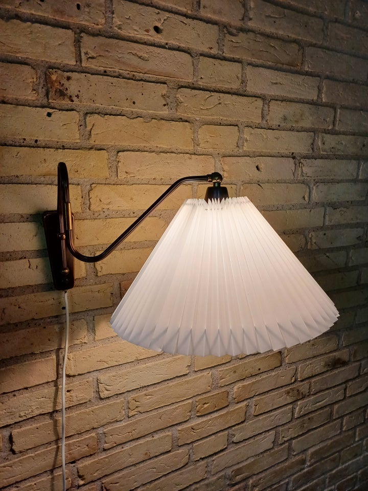 Væglampe Vintage svingarmslampe