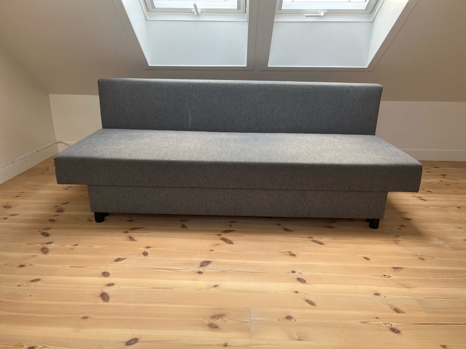 Sovesofa, Ikea, b: 135 l: 195 h: 42