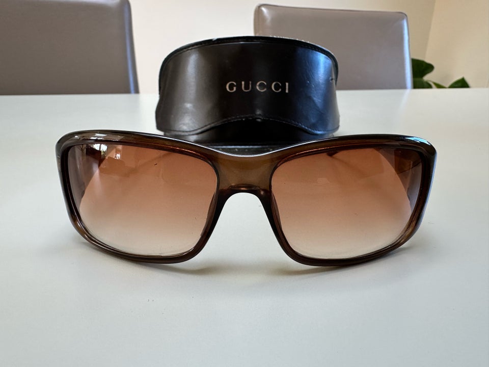 Solbriller dame, Gucci