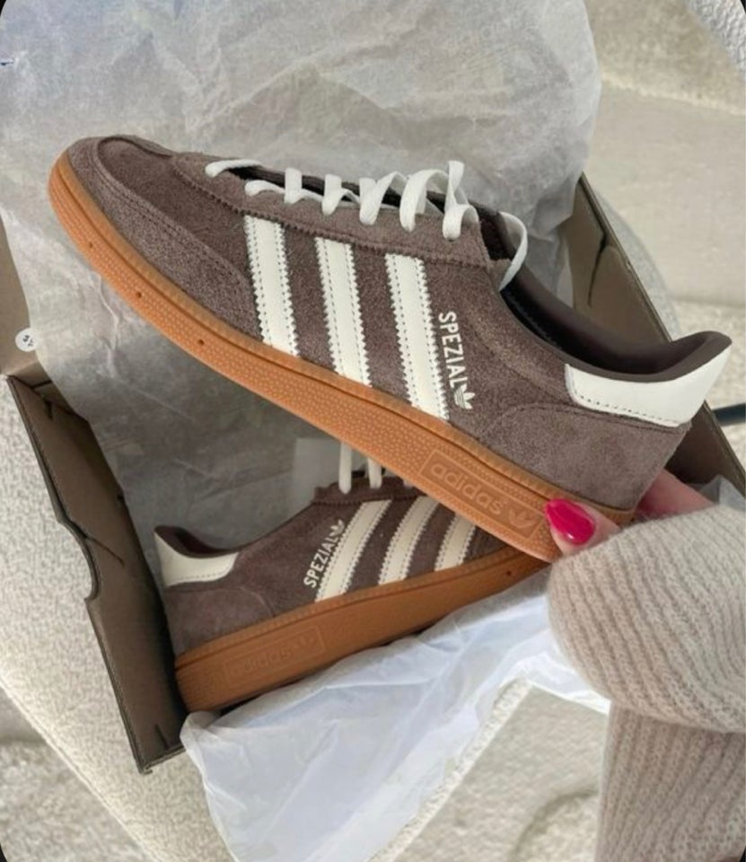 Sneakers, str. 38, Adidas