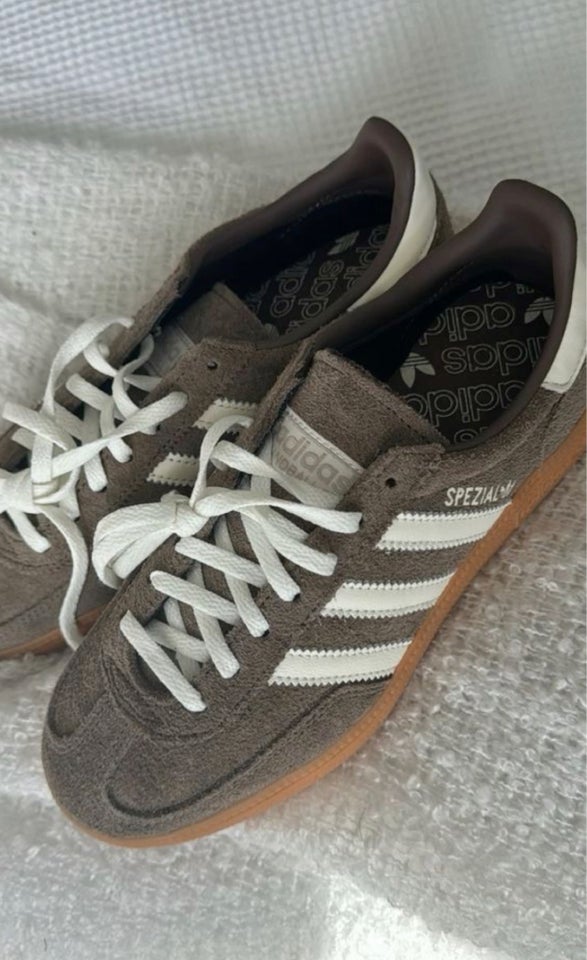 Sneakers, str. 38, Adidas