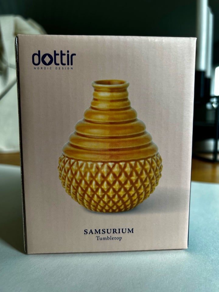 Vase, Dottir