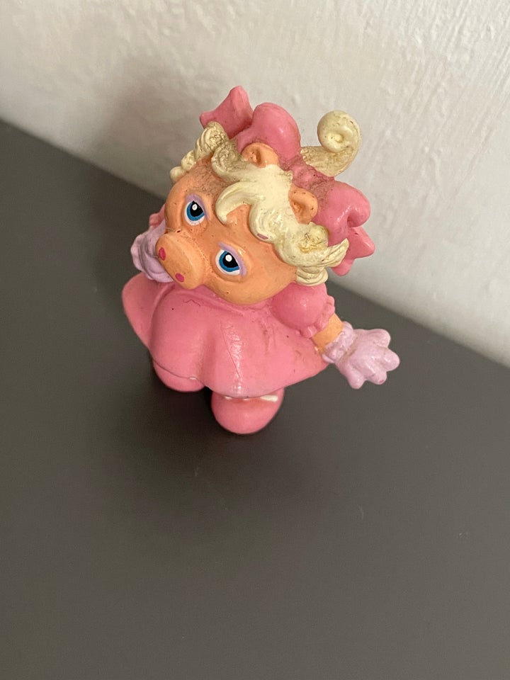 Samlefigurer, Baby Miss Piggy