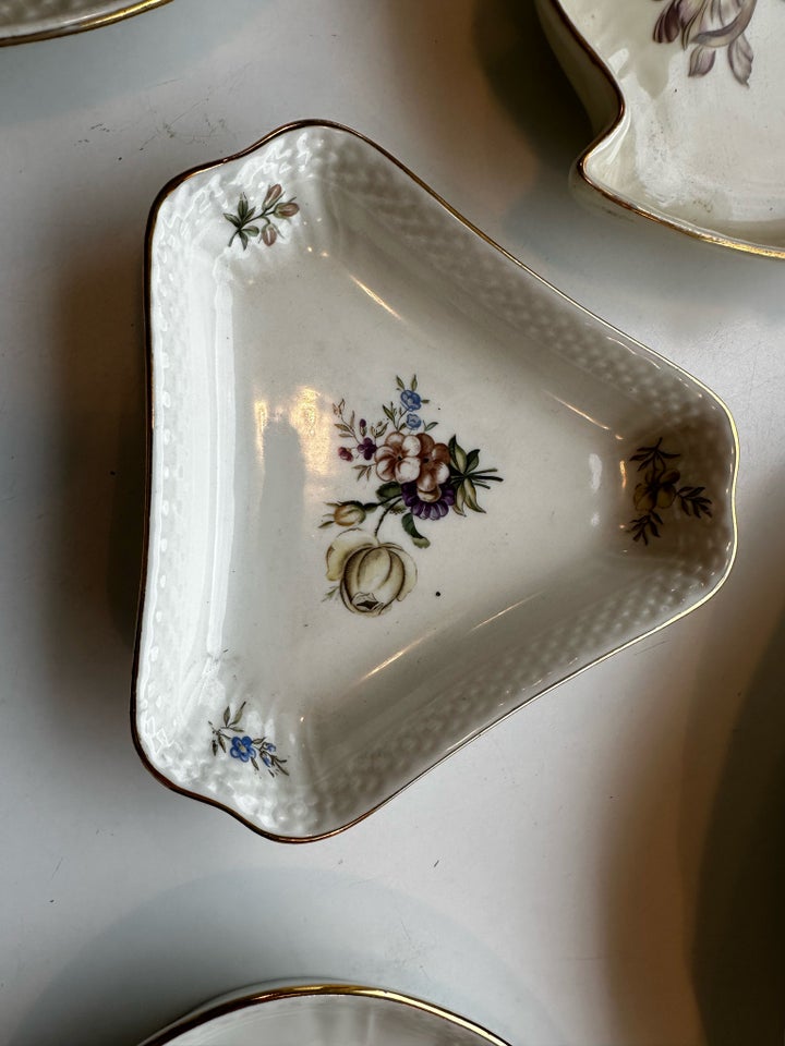 Porcelæn Fade Frisenborg