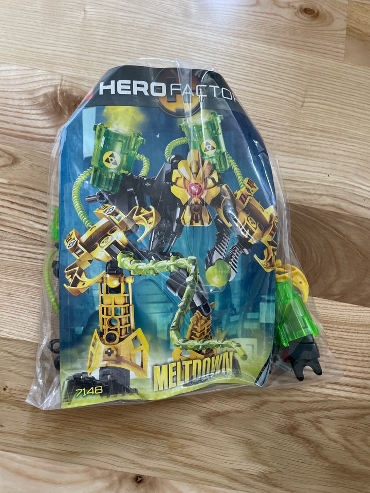 Lego Hero factory 7148